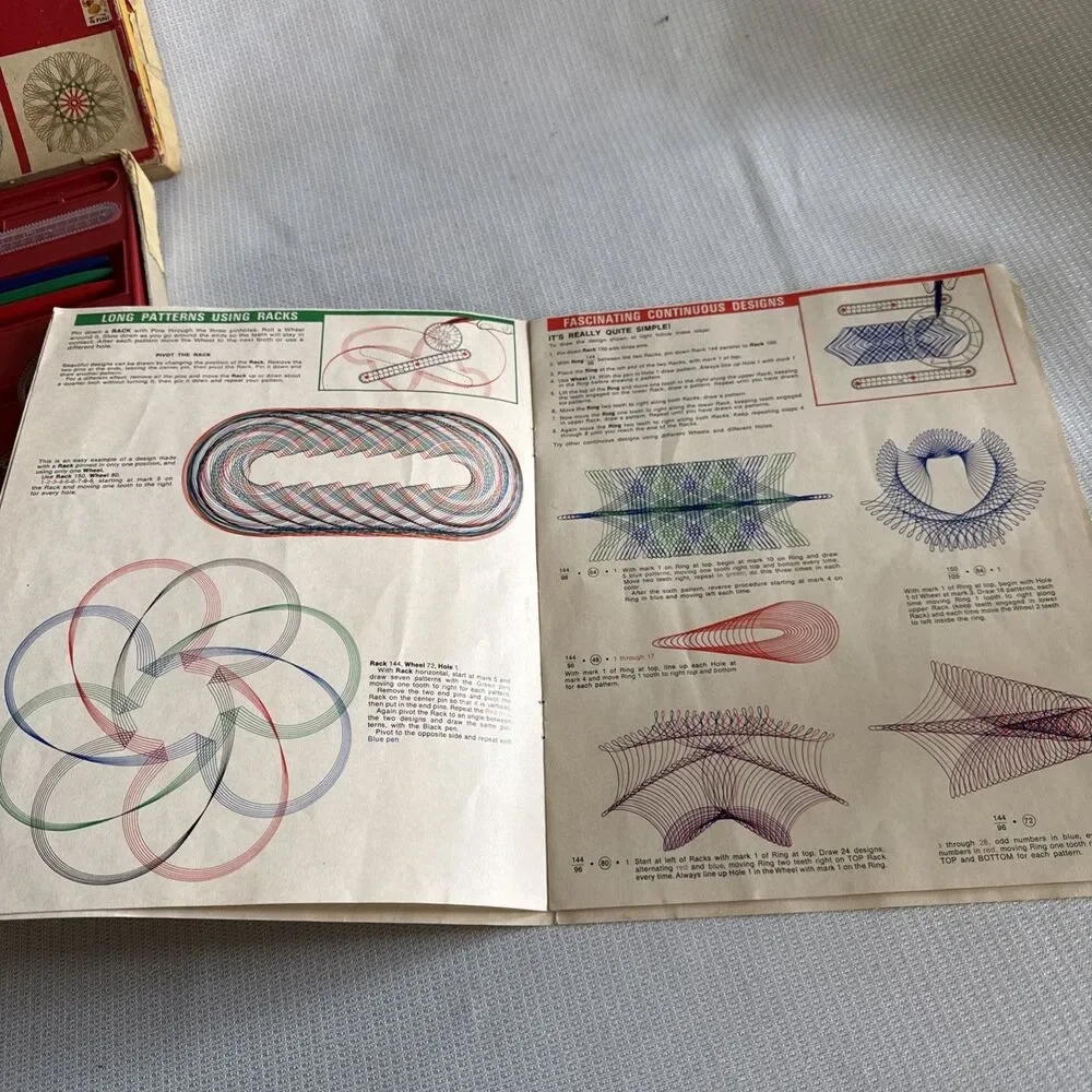 Vintage 1969 Kenner's Super Spirograph Plus #2400 plus Design Book